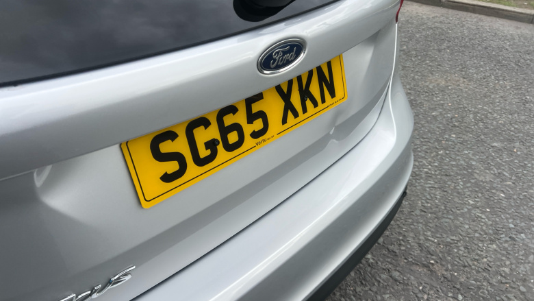 Ford Focus 1.5 TDCi 120 Zetec 5dr Diesel Hatchback